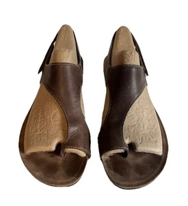 Dansko Reece Women’s Leather Sandal Thong Brown Cork Comfort Strap Size 38 7.5 8 - Picture 1 of 20