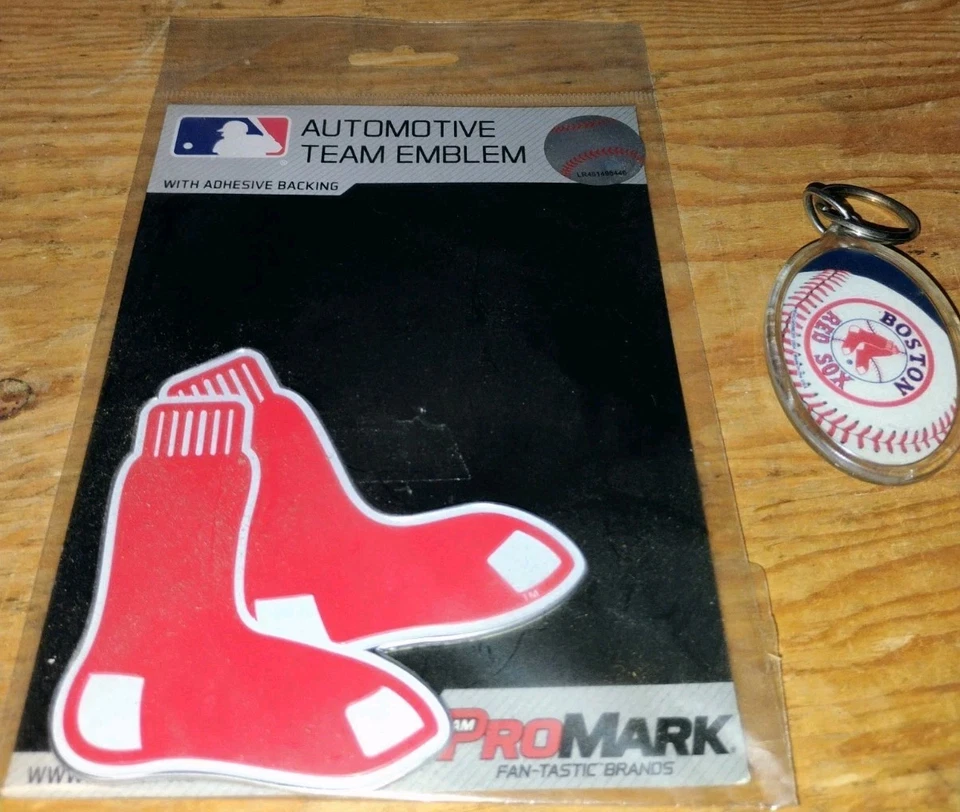 Boston Red Sox Full Color Car Emblem With Boston Red Sox Keychain - Image 1 of 3