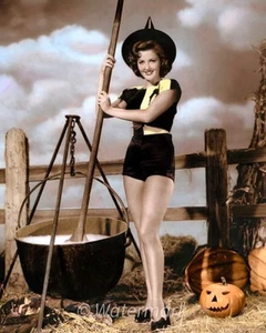 Martha Vickers  Vintage celebrity Hollywood actress    8X10 PUBLICITY PHOTO - Picture 1 of 1