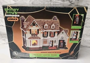 LEMAX Spooky Town Halloween Spookiest House On The Block Lighted (2003) - Picture 1 of 10