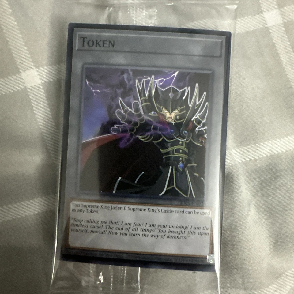 YU-GI-OH Token TkN5-EN019 SUPREME KING JADEN & SUPREME KING'S CASTLE - Image 1 of 1