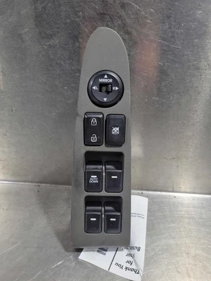 Interruptor puerta delantero KIA SPORTAGE 11 12 13 14 15 16 Foto 1 de 2