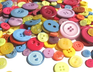 Bright Rainbow - Forever in Time Button Selection - Foto 1 di 7