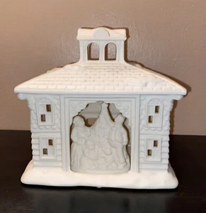 PartyLite Biskuitporzellan Victorian Manor Weihnachten Teelicht Kerzenhalter - Bild 1 von 12