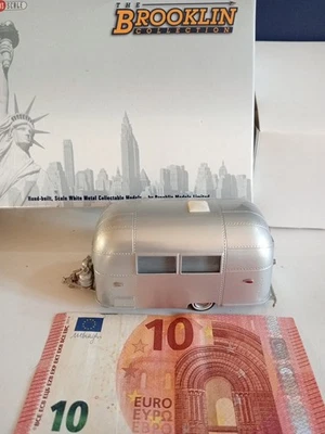 ROULOTTE AIR STREAM BAMBI SILVER 1961 BROOKLIN 1:43 BRK 115 VINTAGE MADE ENGLAND - Immagine 1 di 4