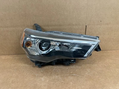 原始设备制造商 2021 2022 2023 丰田 4RUNNER LED 头灯右侧右手 — 第 1/4 张图片