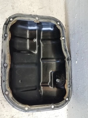 Toyota Prius 2010-2015 1,8 L cárter de aceite inferior híbrido 4 cilindros (M301) Foto 1 de 2