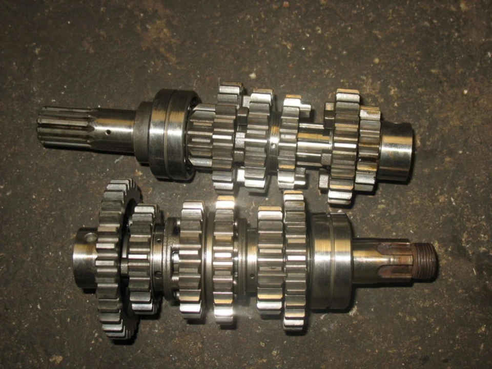 82 KAWASAKI KZ440 KZ 440 LTD JUEGO DE ENGRANAJES DE TRANSMISIÓN # Foto 1 de 1