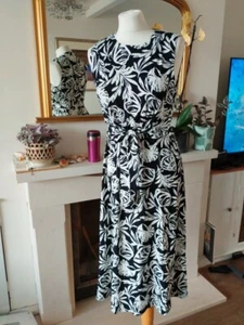 NEW Hobbs Marylise jersey Dress current range size UK 18 P belted elegant party - Picture 1 of 7
