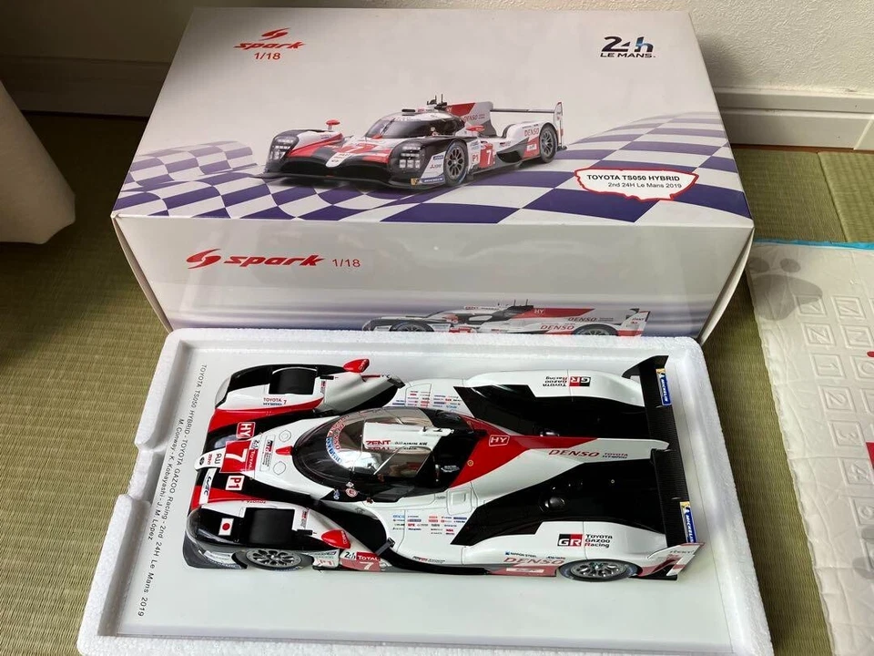 1/18 Spark Toyota TS050 Hybrid Gazoo Racing Le Mans 24H 2019 #7 w/ Box Model Car - Image 1 of 4