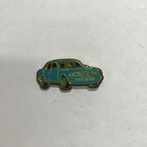 PIN BLUE CAR MERCEDES - Picture 1 of 1
