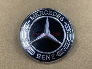 Nuevo INSIGNIA CAPÓ MERCEDES NEGRA Logo Delantero Para Clase A S CLA CLS GLA SLK - Imagen 1 de 4