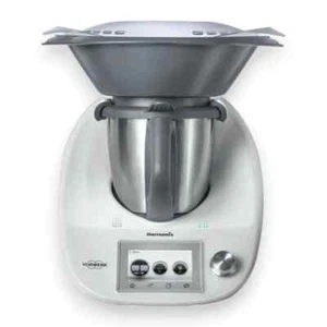 Vorwerk Bimby Tm5 rigenerato Incluso Varoma-Spatola-farfalla-Cestello-Misurino - Imagen 1 de 1
