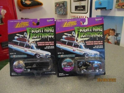 JOHNNY LIGHTNING FRIGHTNING LIGHTNING ELVIRA AND BARNABAS VAMPIRE VAN - Image 1 of 3