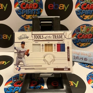 2005 Playoff Memorabilia Assoluta Nolan Ryan 8/15 Strumenti del Mestiere Danneggiato - Foto 1 di 2