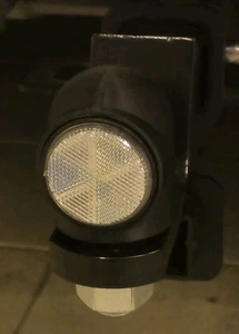 Abdeckkappe     Schutzkappe mit Reflektor    Anhängerkupplung - Picture 1 of 7