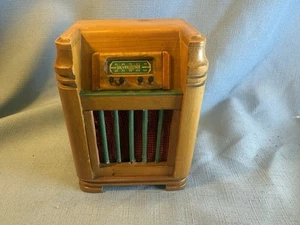 Vintage Antique Silvertone Wood Floor Radio Toy Money Coin Safe Box Piggy Bank - Picture 1 of 7