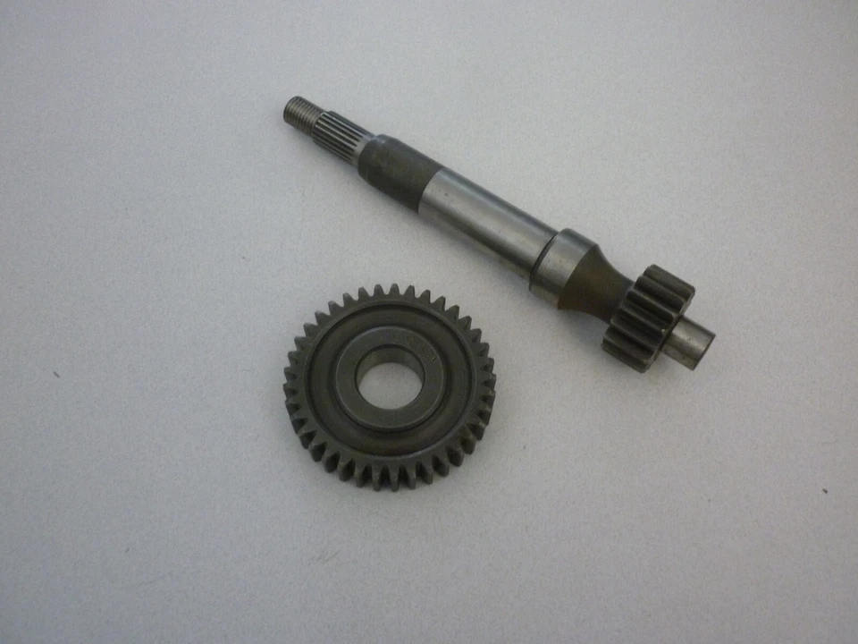 677385 INGRANAGGI PRIMARI  MALOSSI Z 16/37 CALETT .18 PIAGGIO QUARTZ ZIP FAST - Immagine 1 di 1