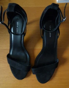 Ladies Black Heeled Shoes - Size 7 from New Look - Picture 1 of 3