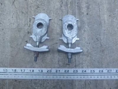 Yamaha FZ600 Y708-2 1986) Juego de ajustadores de cadena de rueda trasera izquierda y derecha Foto 1 de 4