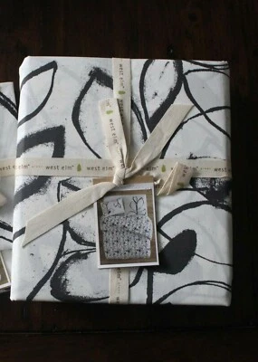 Funda nórdica West Elm orgánica hoja carbón solo talla king hierro blanco Foto 1 de 2