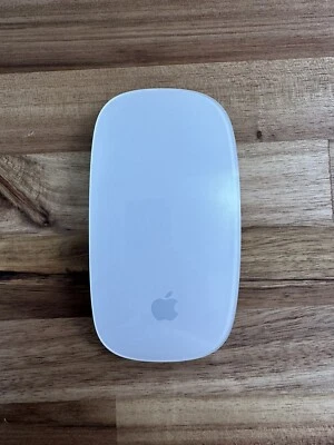 Apple Magic Mouse - Plateado Foto 1 de 4