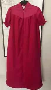 Vintage Bright Pink Full Length 3/4 Zip Front Short Sleeve Robe Womans Small - Picture 1 of 8
