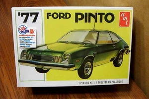 AMT '77 FORD PINTO 1/25 SCALE MODEL KIT - Imagen 1 de 4
