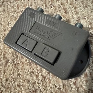 NEW Regal Technologies Ltd - A/B TV Coaxial Switch - Antenna, Cable, Video Games - Picture 1 of 3