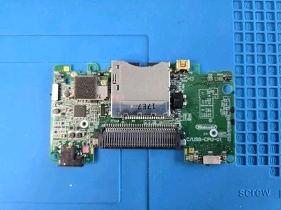 Carte mère Nintendo DS lite - Pièce D'origine usg-cpu-01 Non Testée  - Photo 1/2