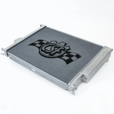 Radiador CSF 7211 Performance para 1994-1999 BMW M3 3.0L / 2001-05 320i 325i 330i - Imagem 1 de 4