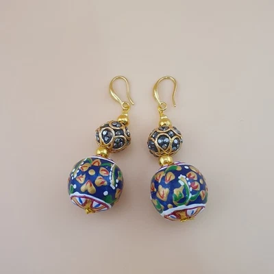 Hermosos pendientes colgantes de esmalte colorido de diseño afgano hechos a mano Foto 1 de 4