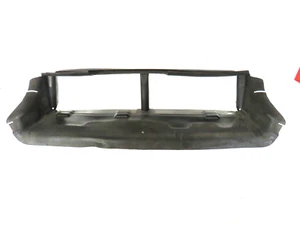 GENUINO FORD FOCUS MK3 RADIADOR CONDUCTO DE AIRE ENVOLVENTE DIRECCIONAL 2011-2015 - Imagen 1 de 4