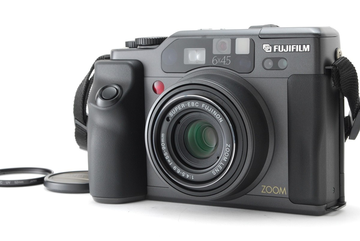 フィルムカメラ FUJIFILM GA645Zi Professional (CT 003) FUJIFILM GA645Zi Professional (CT 003)