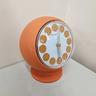 Reloj abstracto espgerical naranja Time Stone de Longford Designs Foto 1 de 4
