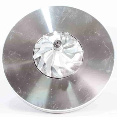 Cartucho turbocompresor para Mercedes-Benz 220/250 CDI / Sprinter, núcleo turbo 2.2D Foto 1 de 4