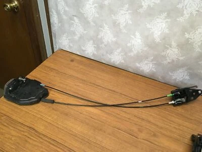 Toyota Prius V OEM Rear Left Door Lock Actuator 2012-2015 lock latch  Foto 1 de 3