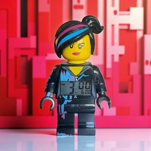 La Lego Película "Wyldstyle Lucy" Reloj Despertador Digital 9" Lego Mini Figura 2014 Funciona - Imagen 1 de 8