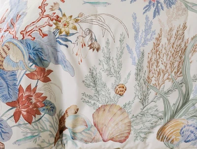 Pottery Barn Sandpoint F/Q Comforter & 1 Standard Sham, Tropical Coral Coastal - Image 1 of 4