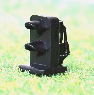 10 x HO scale dwarf block signal LED made model railroad 2 aspect Green/Red #2mm - Image 1 of 4