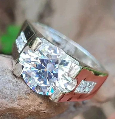Anillo de compromiso de diamantes cultivados en laboratorio de 3,10 quilates corte redondo oro blanco sólido de 10 quilates para hombre Foto 1 de 4