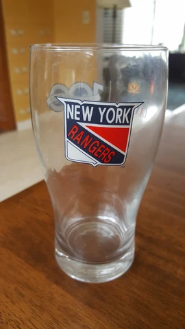 NEW YORK RANGERS / MOLSON CANADIAN 20 OZ. 100 NHL YEARS GLASS Cover