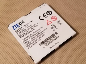 New ZTE OEM Li3716T42P3h565751-H Battery for WARP N860 V889D U880E N880E U885 + - Photo 1 sur 4