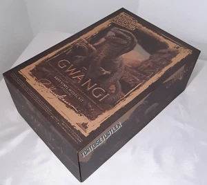 STAR ACE TOYS THE VALLEY OF GWANGI  H 260mm W 410mm SOFT VINYL MODEL KIT - Picture 1 of 11