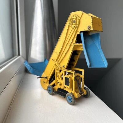 DINKY ELEVATOR LOADER No.564 SUPERTOYS in YELLOW/BLUE VINTAGE 1952-54 DIECAST - Image 1 of 4