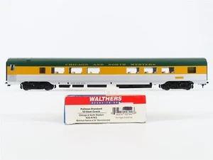 HO Scale Walthers 932-6763 CNW Chicago & North Western 52-Seat Coach Passenger - Picture 1 of 13