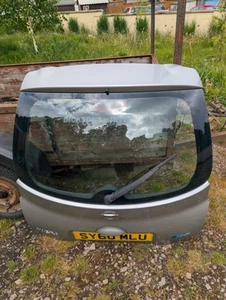 Nissan Micra 2010 Boot Complete Unit With Wiper Motor, Struts Paint Code KYO G - Picture 1 of 15