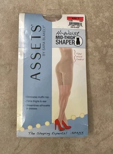 Spanx Assets Size 1 Hi Waist Mid-Thigh Shape by Sara Blakely Nude NIB - Picture 1 of 2