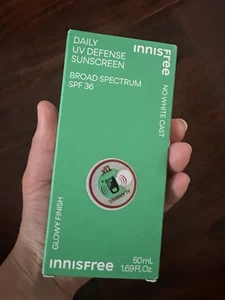 innisfree Daily UV Defense Sunscreen Broad Spectrum SPF 36, Invisible Korean Sun - Picture 1 of 6