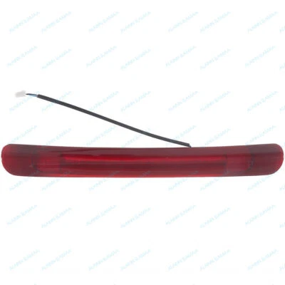 Rear Center High Mount Stop Signal Lamp For TOYOTA LAND CRUISER 100 1998-2007 - Image 1 of 4